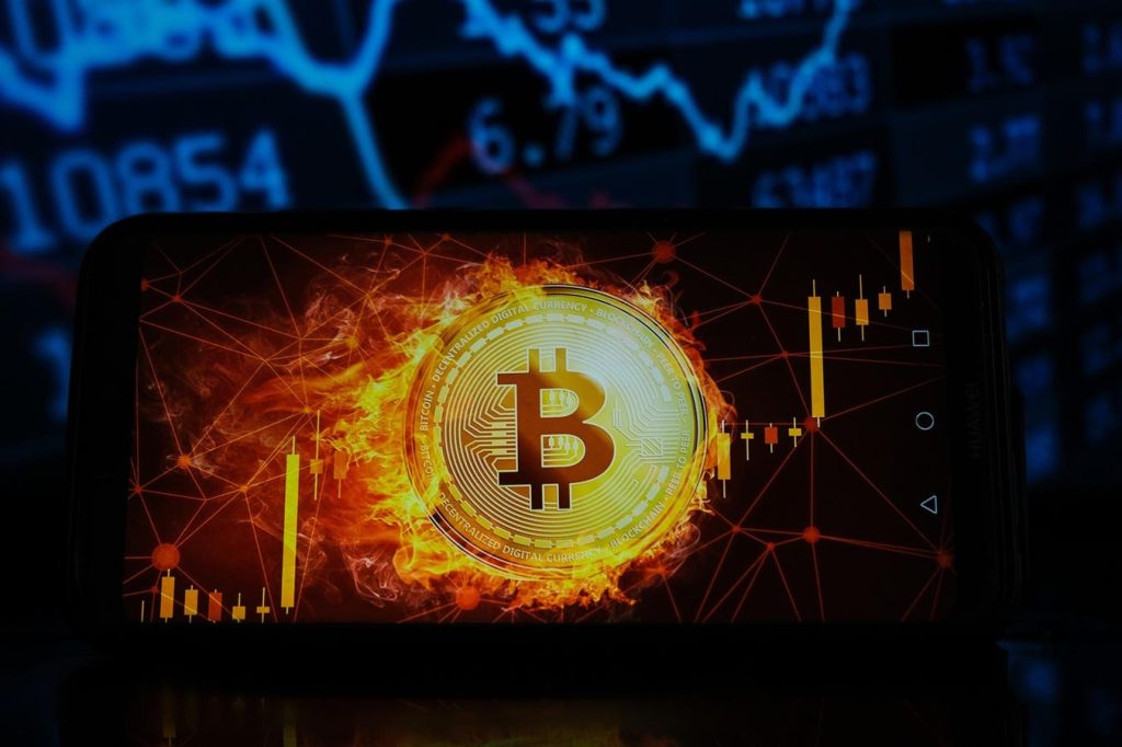 «Μεγάλα νέα»—Ξεχάστε το Spot Bitcoin ETF, μια τεράστια απροσδόκητη ανατροπή τράπεζας θα μπορούσε να χτυπήσει την τιμή του Bitcoin, του Ethereum, του XRP, του Solana και του Crypto 1703343122 0x0.jpg