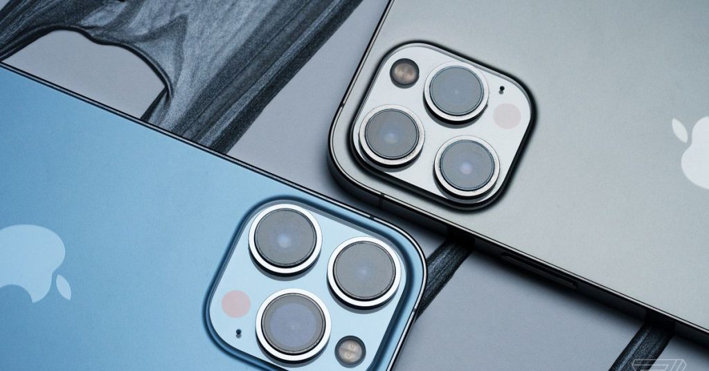 Οι φορτιστές Qi2 της Anker υποστηρίζουν ασύρματη φόρτιση 15 W σε iPhone 13, 14 και 15 Vpavic 210916 Untitled 0016.jpg