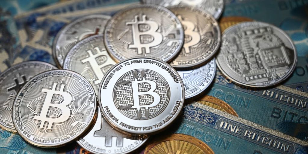 1708342396 Social.jpeg