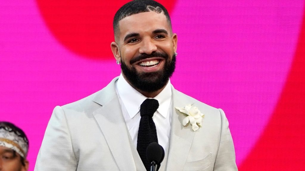 Ο Drake ρίχνει στοίχημα bitcoin εκατομμυρίων δολαρίων σε ΑΥΤΗ την ομάδα του Super Bowl: «Δεν μπορώ να πάω…» Umg Tiktok Explainer 0 1707093437324 1707626182309.jpg