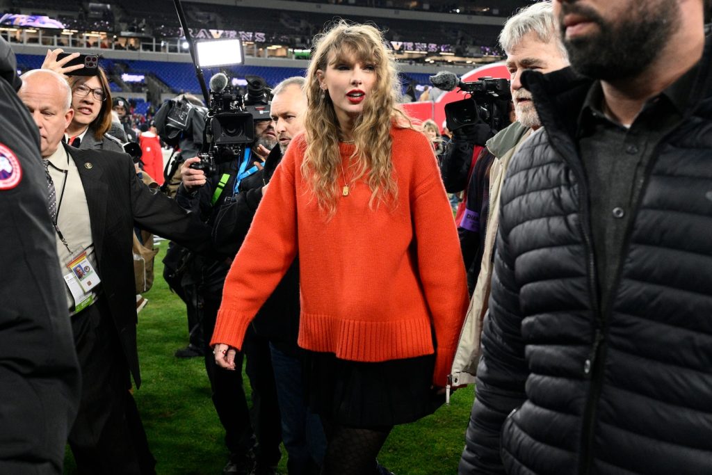 Η Taylor Swift απαιτεί από τον Jack Sweeney να σταματήσει να παρακολουθεί το τζετ της Η Taylor Swift απαιτεί από τον Jack Sweeney να σταματήσει.jpgw1440.jpeg