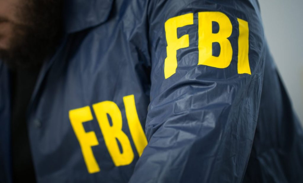 Το FBI προειδοποιεί τους Αμερικανούς να μην χρησιμοποιούν μη καταχωρημένους πομπούς κρυπτονομισμάτων Shutterstock 622639580 1113x675.jpg