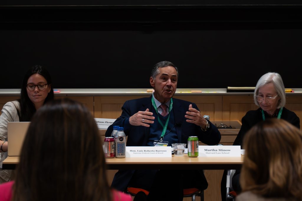 Ο ανώτατος δικαστής της Βραζιλίας συζητά τη χρήση της τεχνητής.jpg